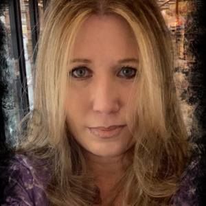 Meet your Posher, Alisa